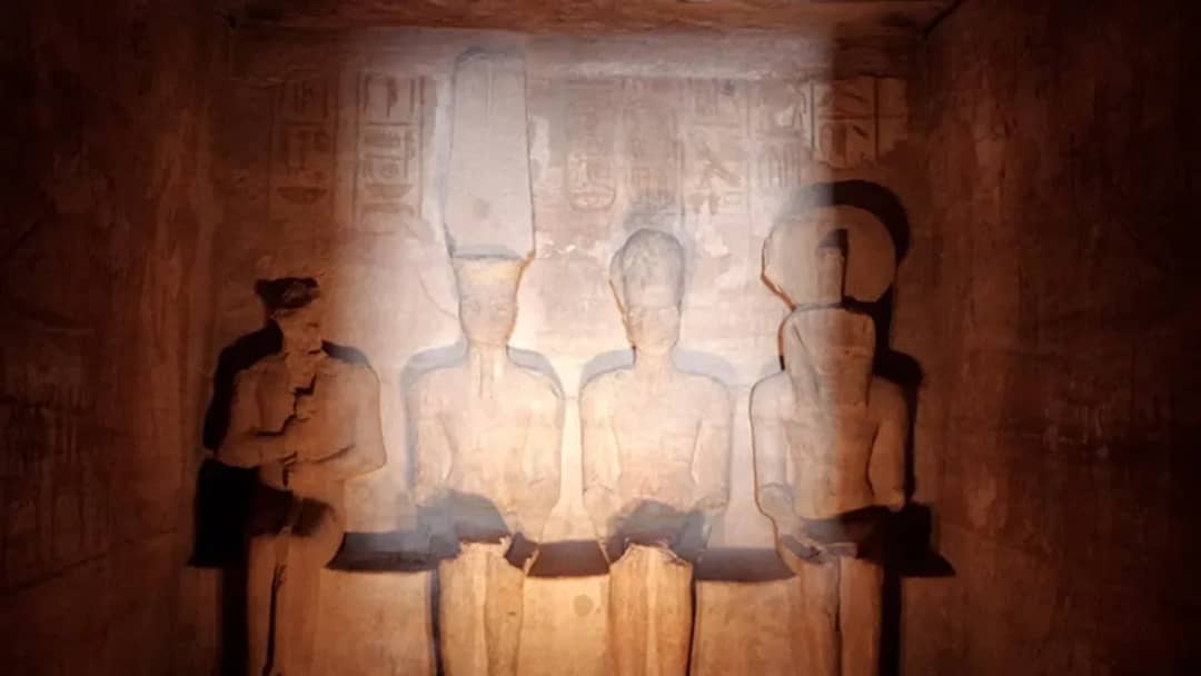 sun illuminates face of ramses ii