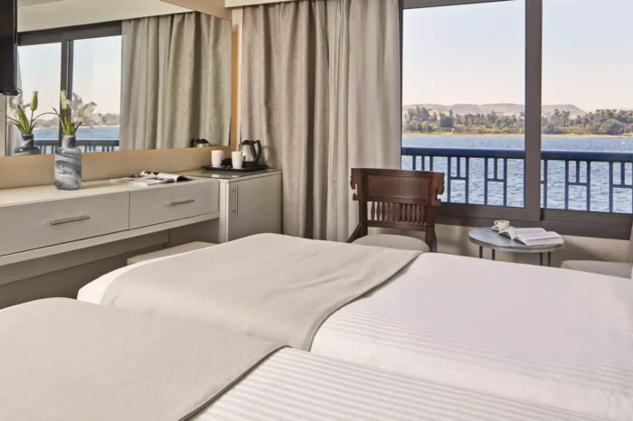 Nile Cruise Aswan to Luxor: 4-Day Luxury Trip