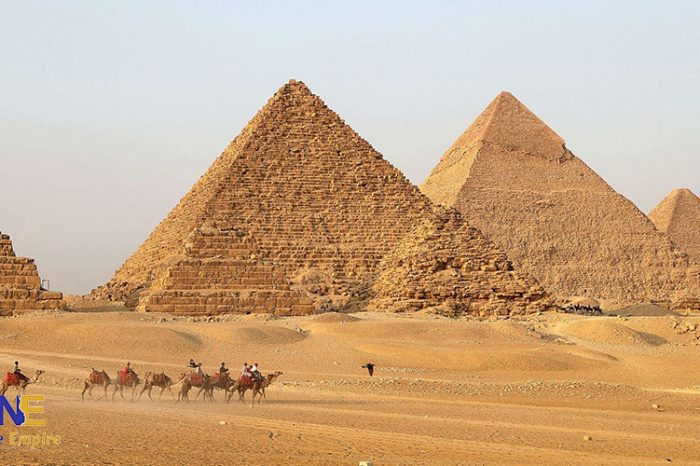 Day Tour to Giza Pyramids, Saqqara & Memphis