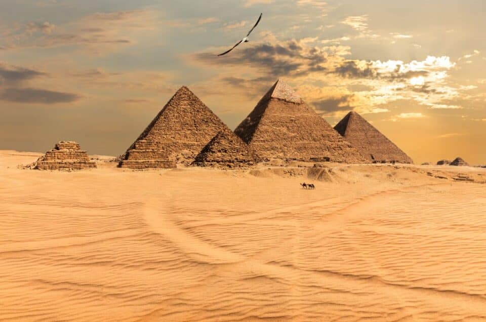 The Best Time to Visit Egypt: 2026 Weather, Seasons & Prices Guide