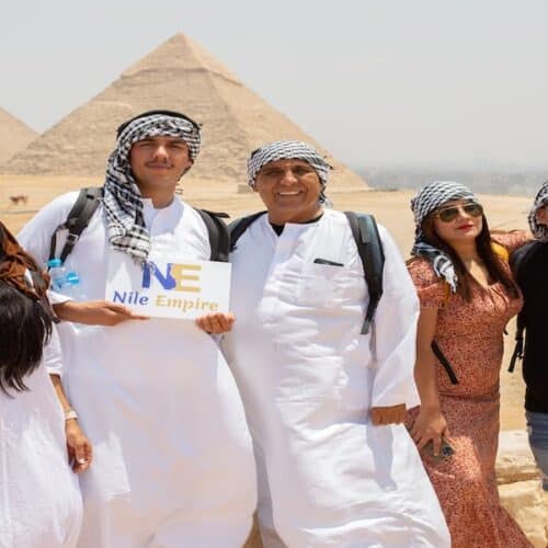 happy-tourists-at-abu-simbel-nile-empire