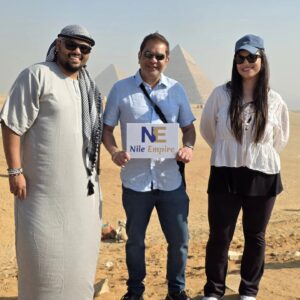 giza pyramids visitors